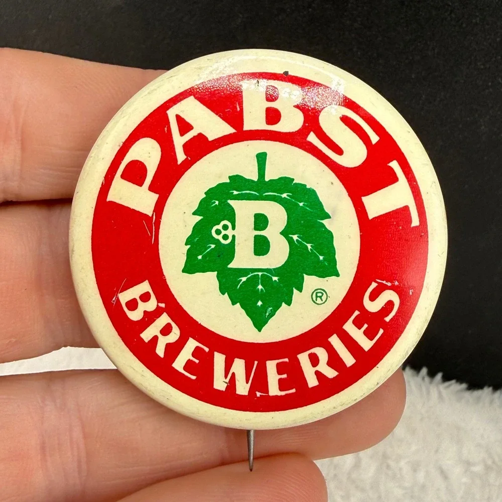 Vintage Pabst Breweries Pinback Button Red Cream Green Hop Leaf Logo